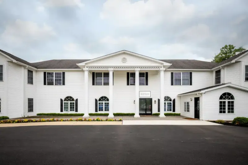 Avenues Recovery Center at Lake Ariel facility in Lancaster, Ohio